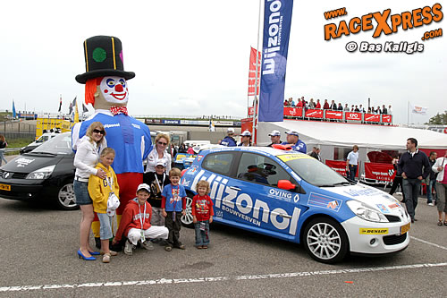 Ook een heel grote gast bij Wijzono Rhesus Racing Team